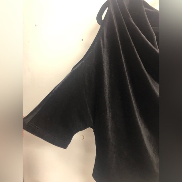 FOR CYNTHIA COLD SHOULDER ELBOW SLEEVES TIGHT WAIST FALLING NECK LINE VELVET TOP - Picture 5 of 9